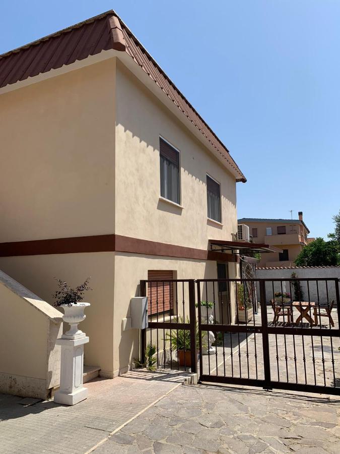לינה וארוחת בוקר פיומיצ'ינו Domus Speranza מראה חיצוני תמונה